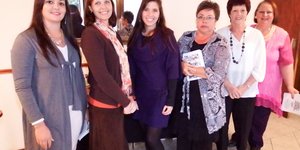 Vlnr is Jacolene Uys, Luzaan Naude, JoanÃ© Franken, Neolene Kleyn, Moira le Roux en Dorothy van Vuuren